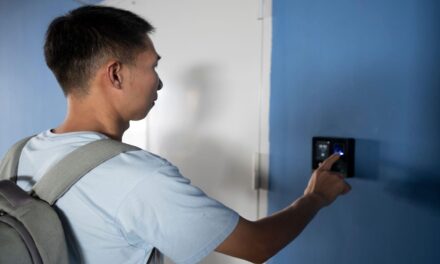 Home automation tipoff: Smart doorbells can invite hackers into your network!